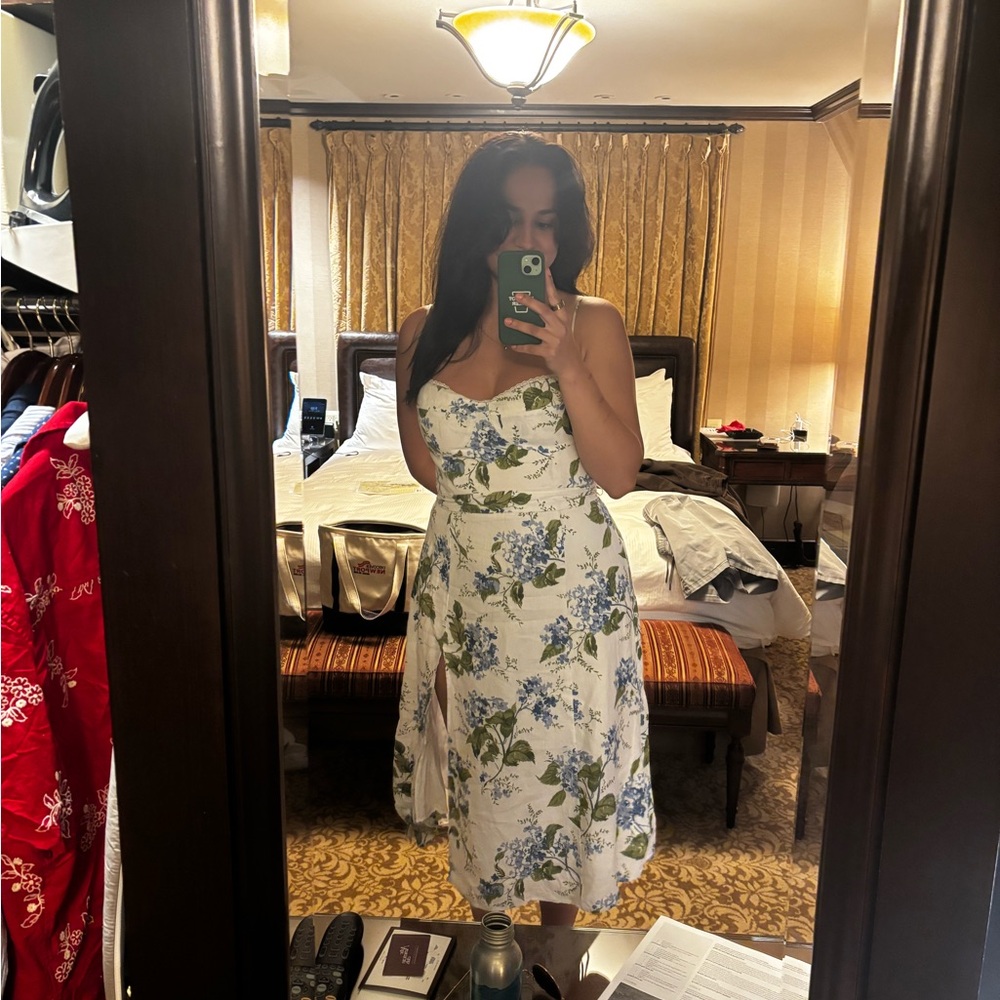 Reformation Kieryn Midi Dress - Picture 3 of 3